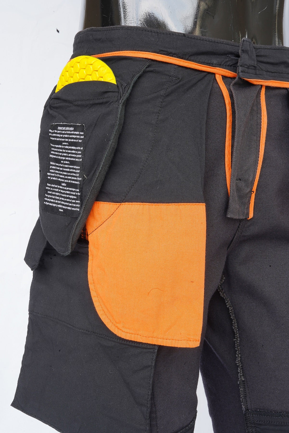 NEO CE AA RYDEN CARGO PANT – BLACK | Ultimate Protection With  CE Fabric, CE Hip and Kness Aramors.